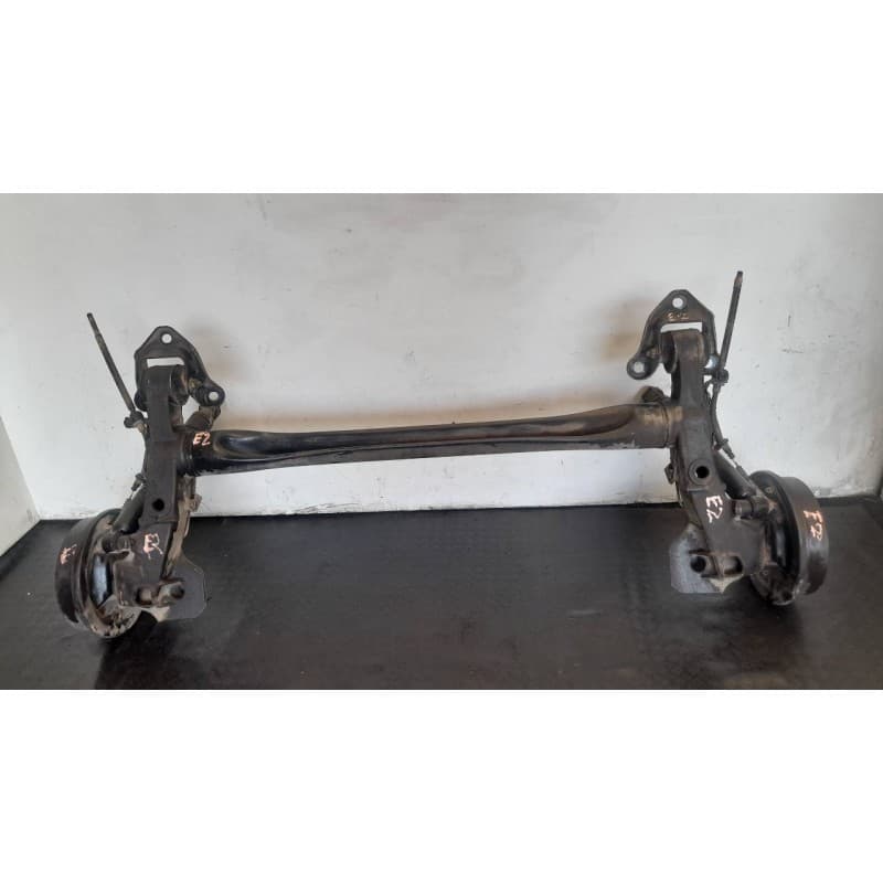 Recambio de puente trasero para opel astra h berlina enjoy referencia OEM IAM