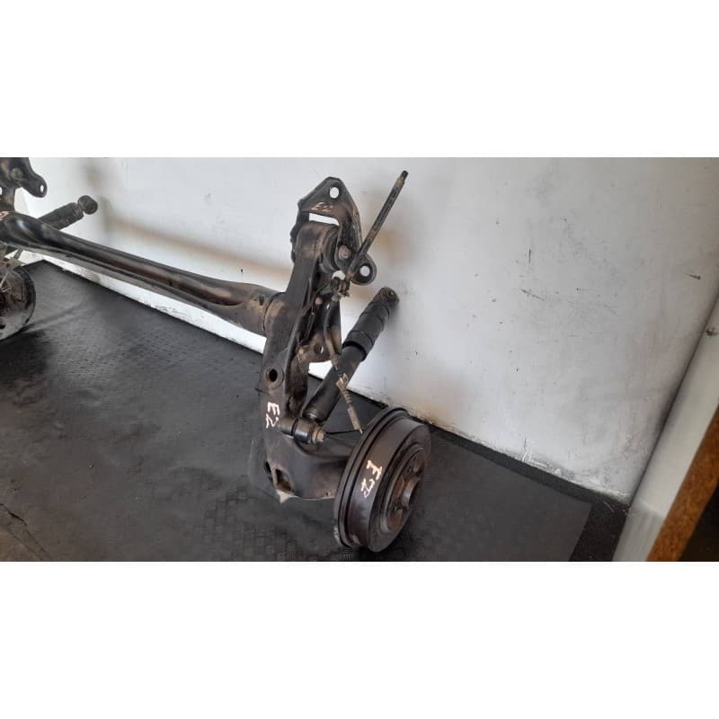Recambio de puente trasero para opel astra h berlina enjoy referencia OEM IAM 2