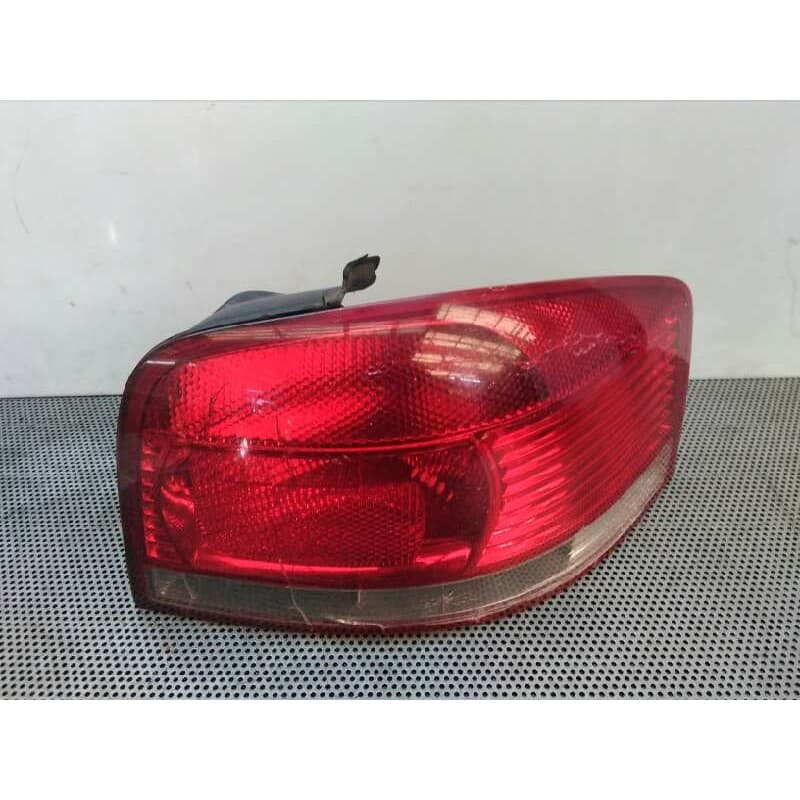 Recambio de piloto trasero derecho para audi a3 (8p) 1.9 tdi referencia OEM IAM - Gris 2