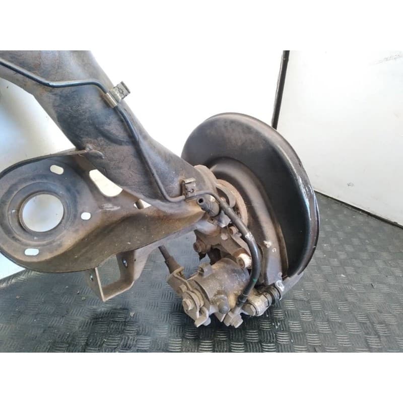 Recambio de puente trasero para seat ibiza st (6j8) style referencia OEM IAM - Negro 2