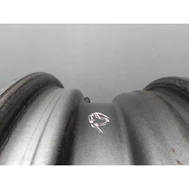 Recambio de llanta para tata indica 1.4i referencia OEM IAM 5JX14 3