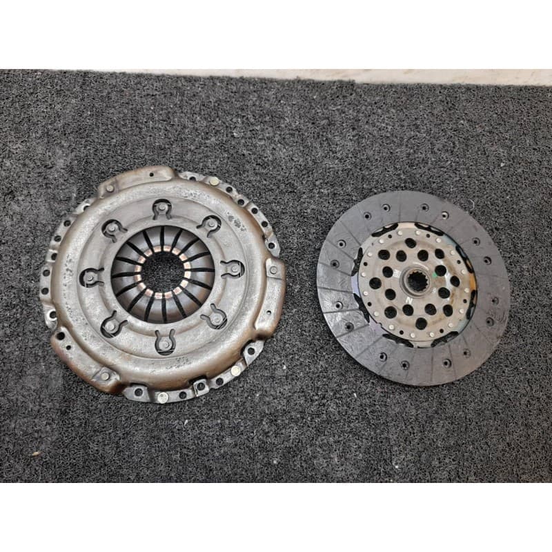 Recambio de kit embrague para opel omega b elegance berlina referencia OEM IAM