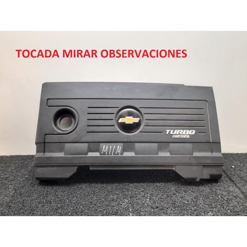 Recambio de tapa superior motor para chevrolet orlando lt+ referencia OEM IAM - Blanco
