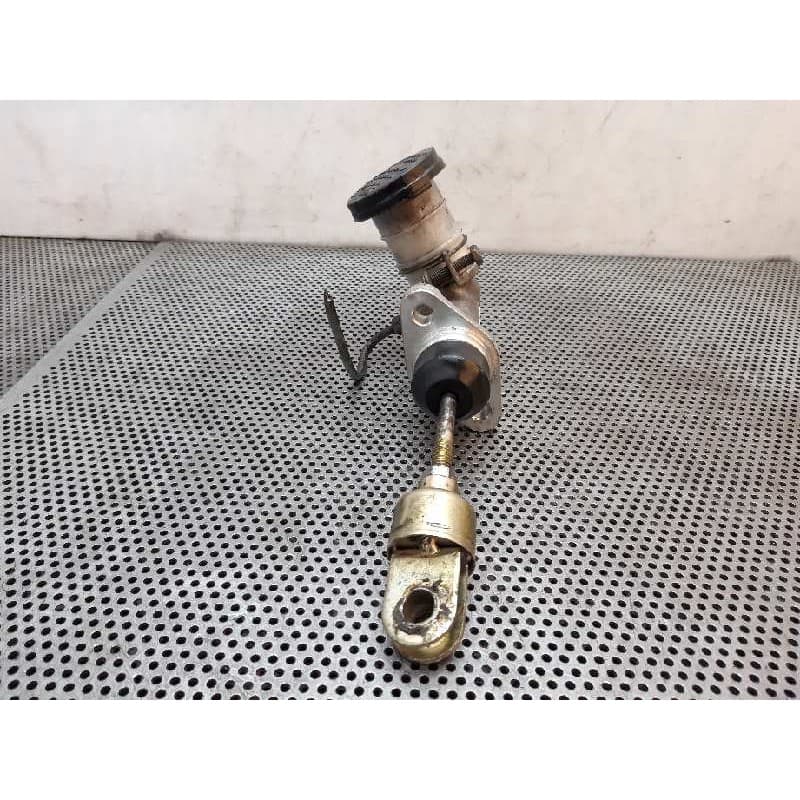 Recambio de bomba embrague para mitsubishi pajero 2.5 td referencia OEM IAM - Blanco 3