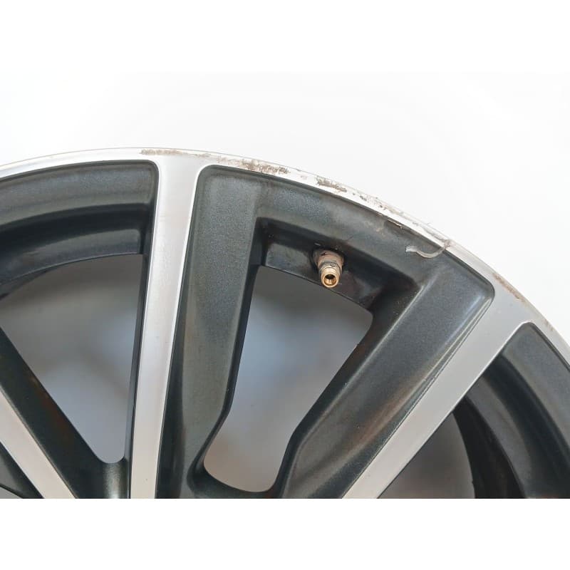 Recambio de llanta para audi a1 (8xk) adrenalin referencia OEM IAM 8X0601025CD - Blanco 2