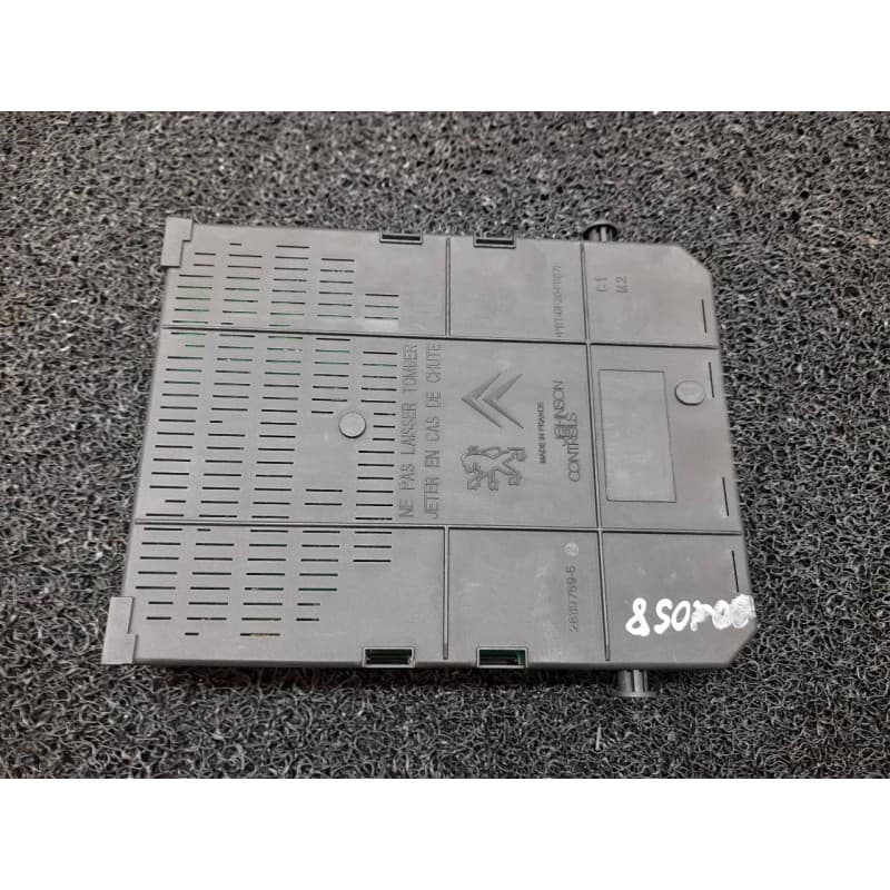 Recambio de caja reles / fusibles para peugeot 3008 active referencia OEM IAM - Negro 2