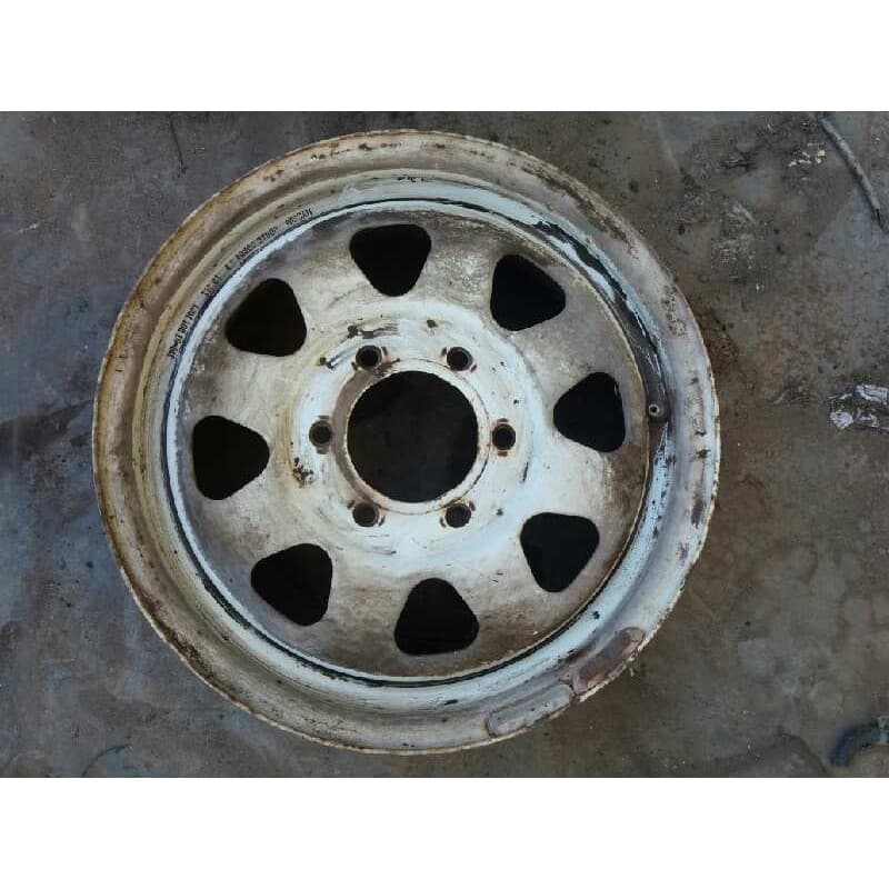Recambio de llanta para nissan pick-up (d21) referencia OEM IAM