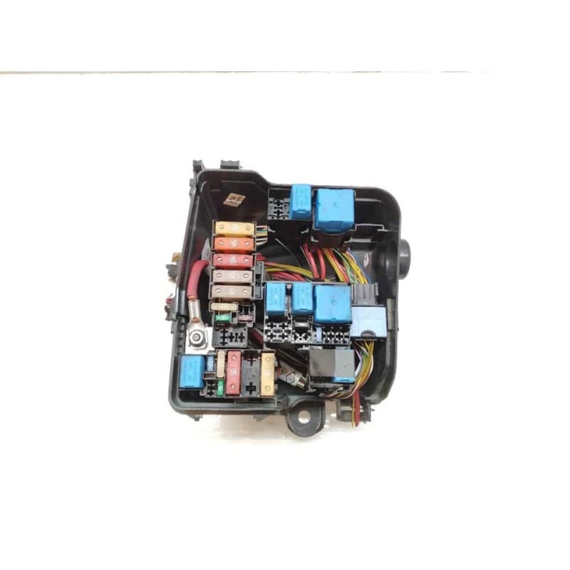 Recambio de caja reles / fusibles para dacia dokker essential referencia OEM IAM