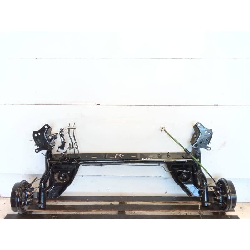 Recambio de puente trasero para renault clio iv limited referencia OEM IAM - Blanco