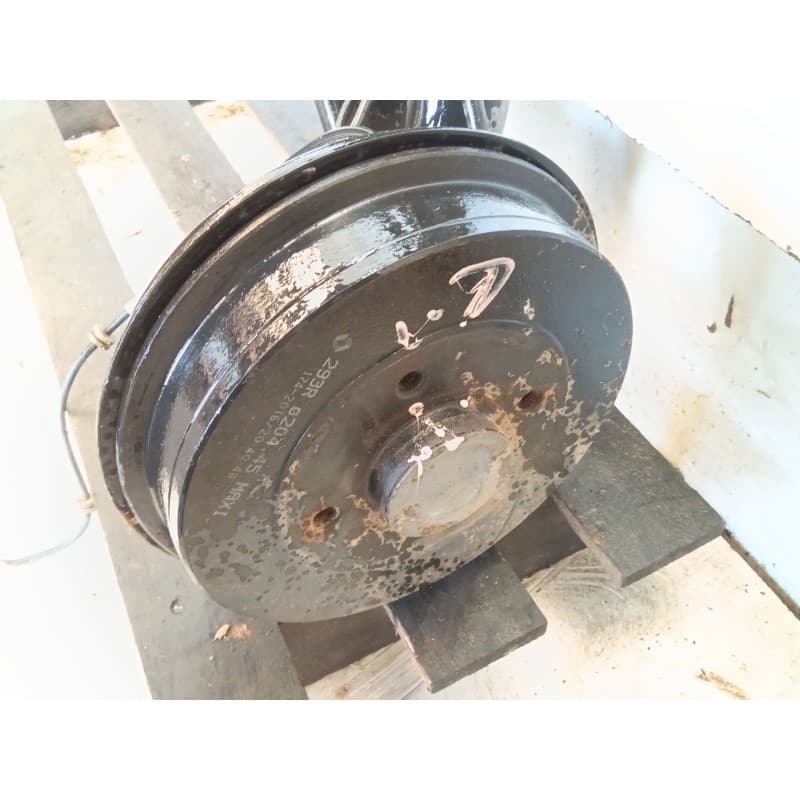 Recambio de puente trasero para renault clio iv limited referencia OEM IAM - Blanco 5