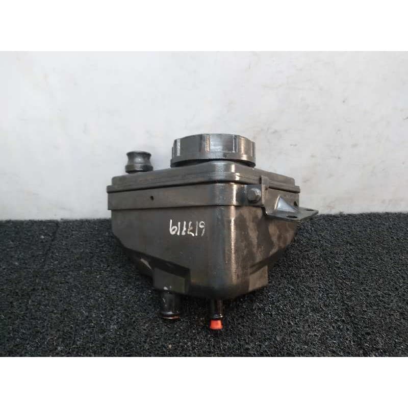 Recambio de deposito servo para mercedes-benz atego 4.2d referencia OEM IAM - Blanco 2