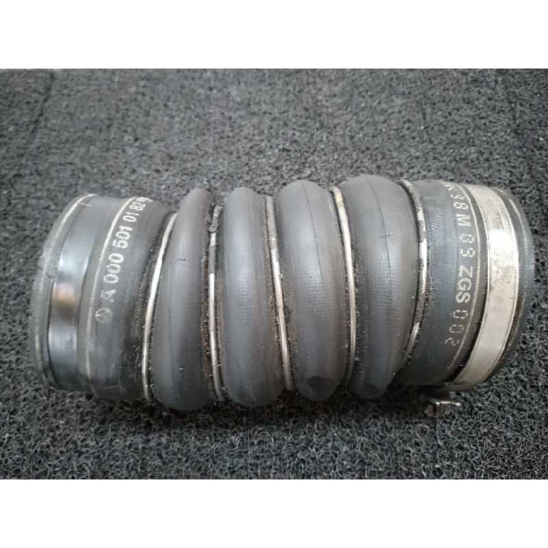 Recambio de tubo para mercedes-benz atego 4.2d referencia OEM IAM A0005010182 - Blanco
