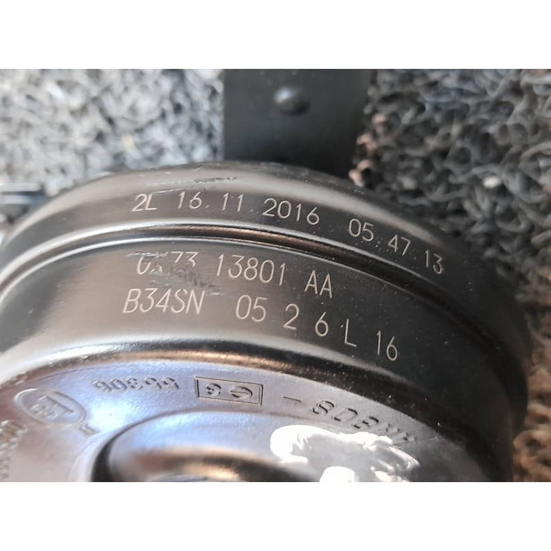 Recambio de claxon para jaguar xe prestige referencia OEM IAM GX7313801AA - Azul 3