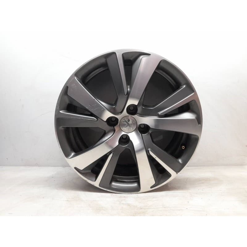 Recambio de llanta para peugeot 2008 (--.2013) active referencia OEM IAM 9678398277 - Blanco
