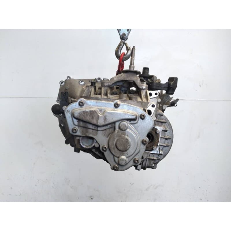 Recambio de caja cambios para peugeot 3008 sport pack referencia OEM IAM 20MB26 4