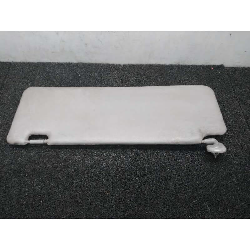 Recambio de parasol derecho para nissan atleon 110 referencia OEM IAM - Blanco 2