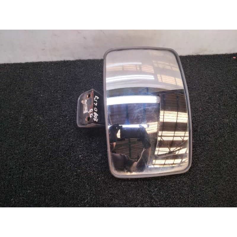 Recambio de retrovisor derecho para nissan atleon 110 referencia OEM IAM - Blanco