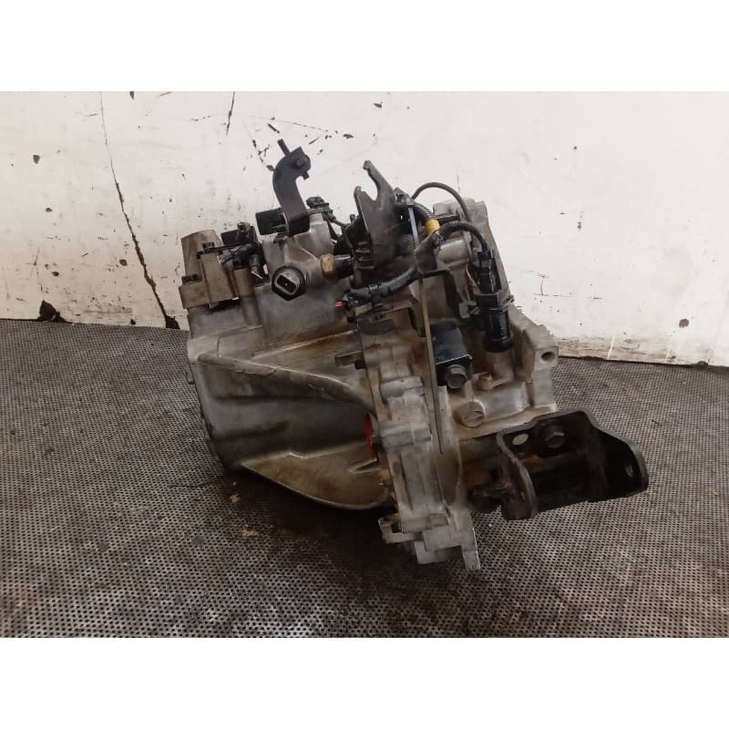 Recambio de caja cambios para kia rio 1.5 crdi ex1 referencia OEM IAM P61763 6