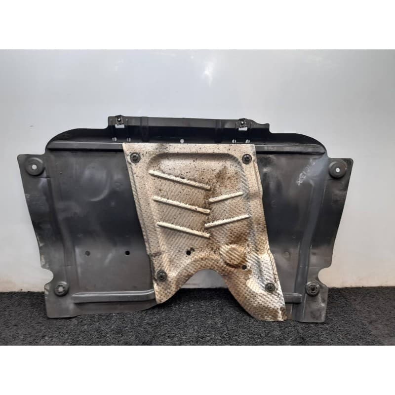 Recambio de cubrecarter para dacia dokker ambiance referencia OEM IAM - Blanco 2