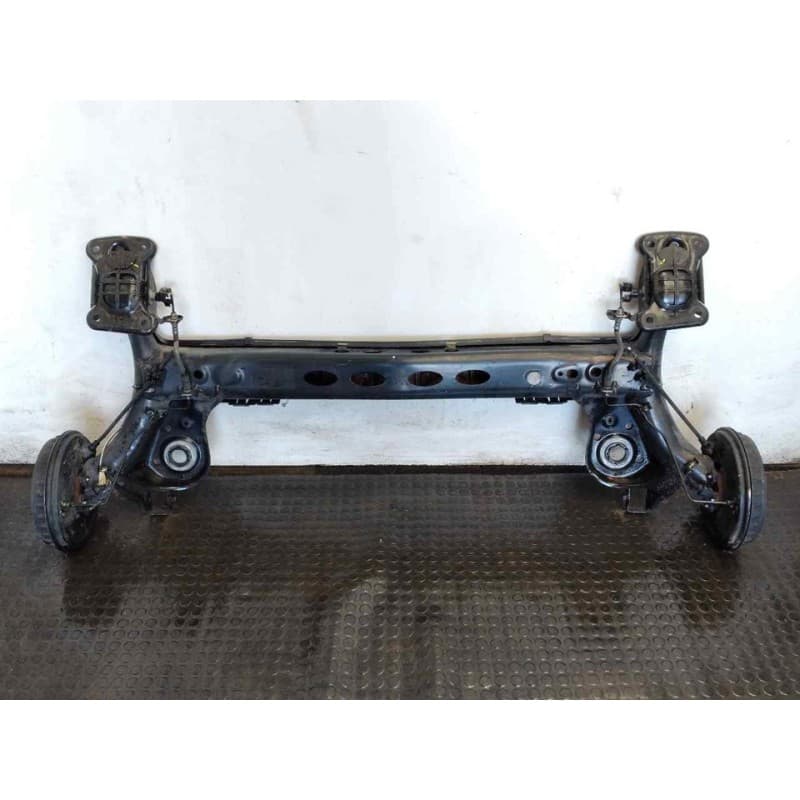 Recambio de puente trasero para volkswagen polo advance referencia OEM IAM - Blanco