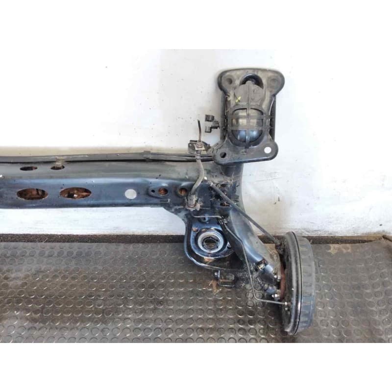 Recambio de puente trasero para volkswagen polo advance referencia OEM IAM - Blanco 3