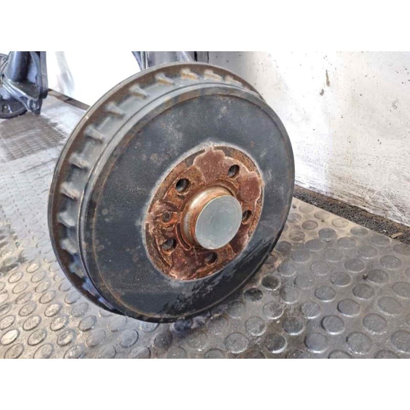 Recambio de puente trasero para volkswagen polo advance referencia OEM IAM - Blanco 4
