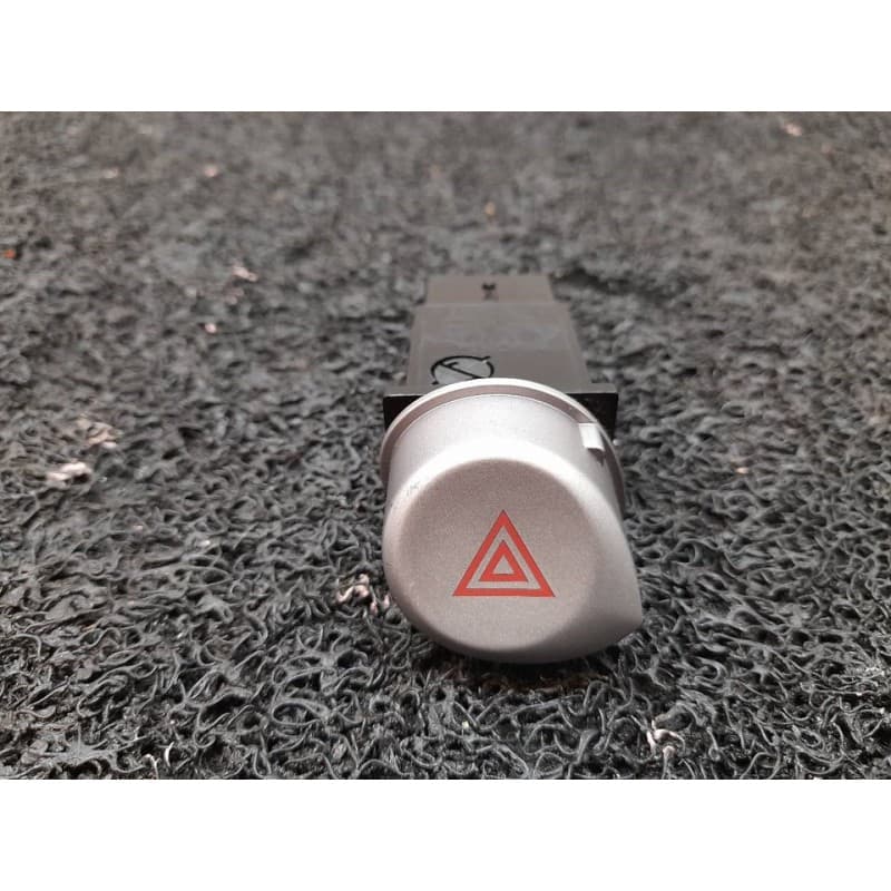 Recambio de warning para hyundai i20 classic referencia OEM IAM - Negro