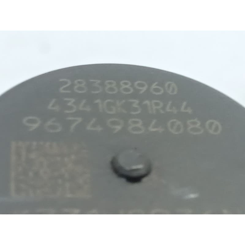 Recambio de inyector para ford kuga (cbs) titanium referencia OEM IAM 9674984080 - Blanco 2