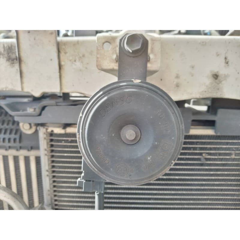 Recambio de claxon para toyota auris active referencia OEM IAM - Blanco