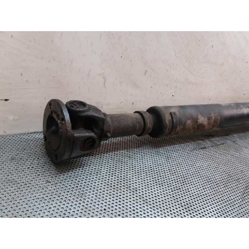 Recambio de cardan trasero para nissan trade 2.8d referencia OEM IAM - Blanco 2