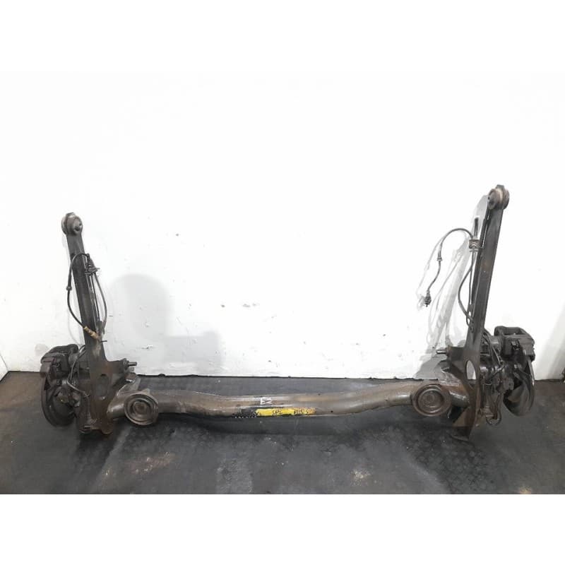Recambio de puente trasero para renault espace (j63) rt quadra referencia OEM IAM - Rojo
