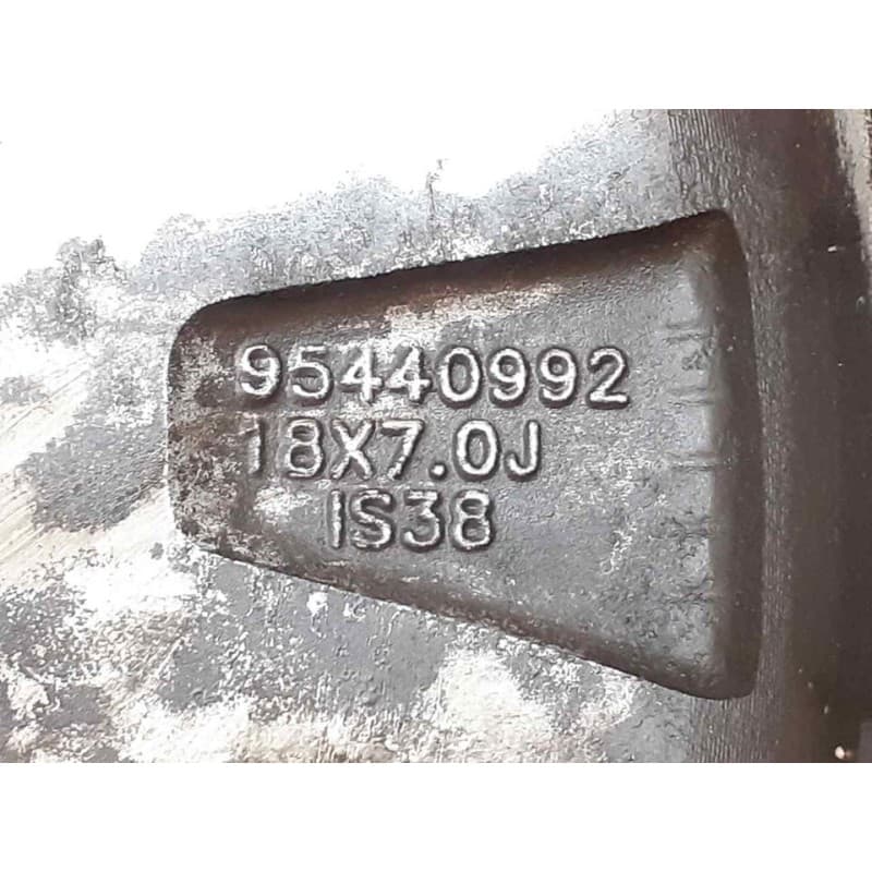 Recambio de llanta para opel mokka x design line referencia OEM IAM 95440992 2
