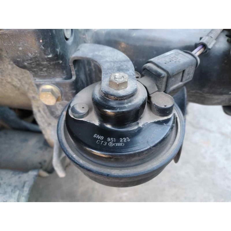 Recambio de claxon para porsche cayenne (typ 9pa) básico referencia OEM IAM - Negro 2