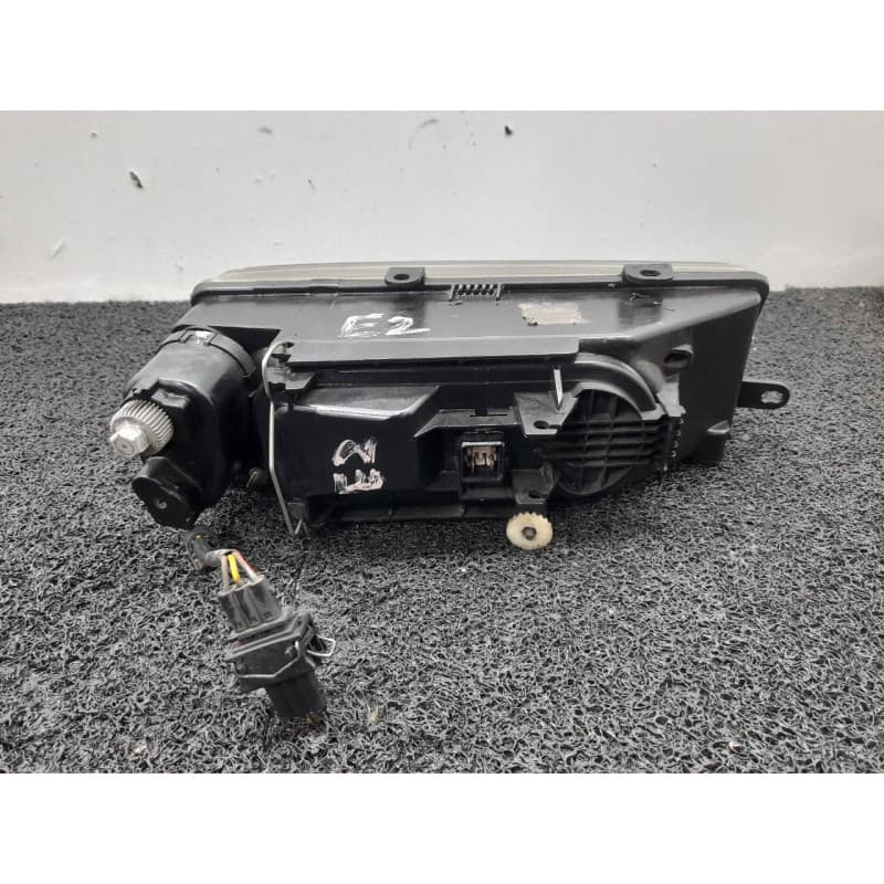 Recambio de faro izquierdo para seat toledo (1l) sxe referencia OEM IAM - Blanco 2