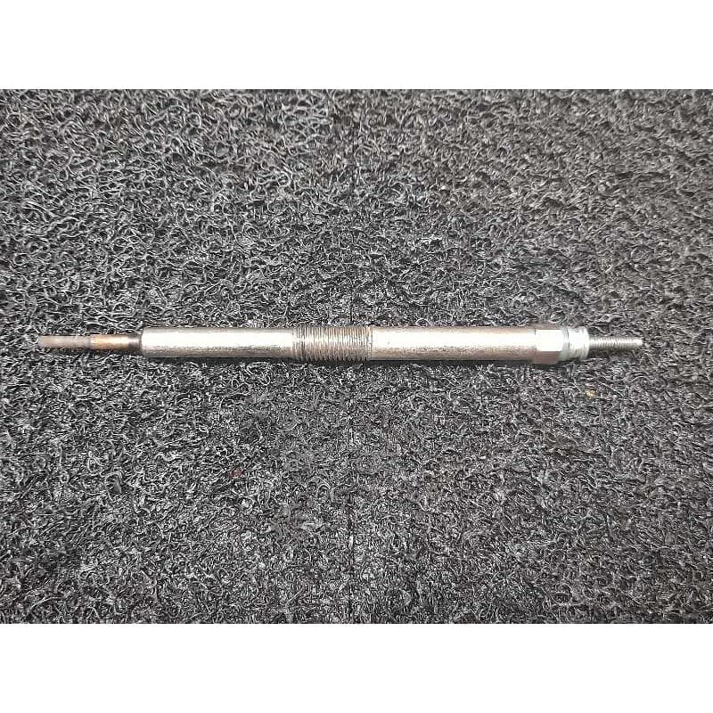 Recambio de calentadores para toyota auris active referencia OEM IAM - Gris