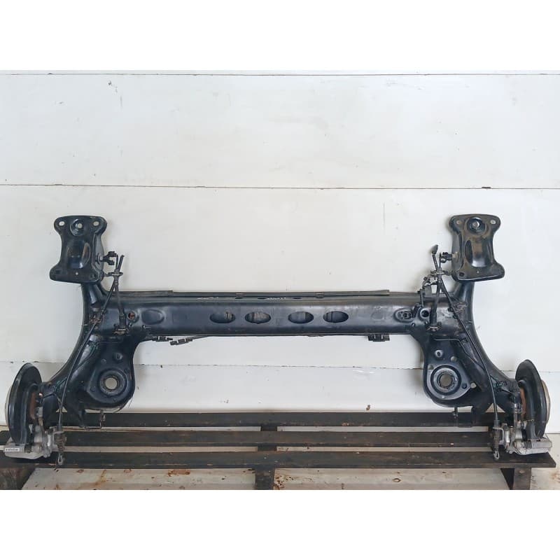 Recambio de puente trasero para seat arona (kj7, kjp) 1.0 tsi referencia OEM IAM - Rojo