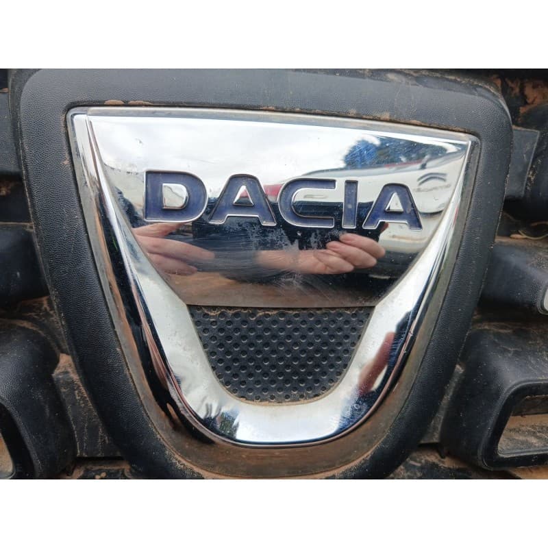 Recambio de panel frontal para dacia lodgy laureate referencia OEM IAM - Blanco