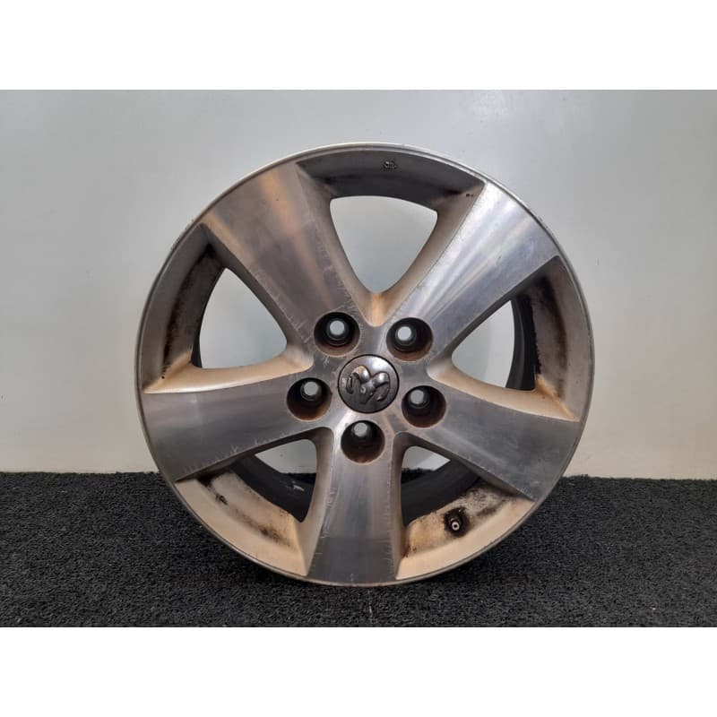 Recambio de llanta para dodge journey sxt referencia OEM IAM 17X65JX400 - Rojo