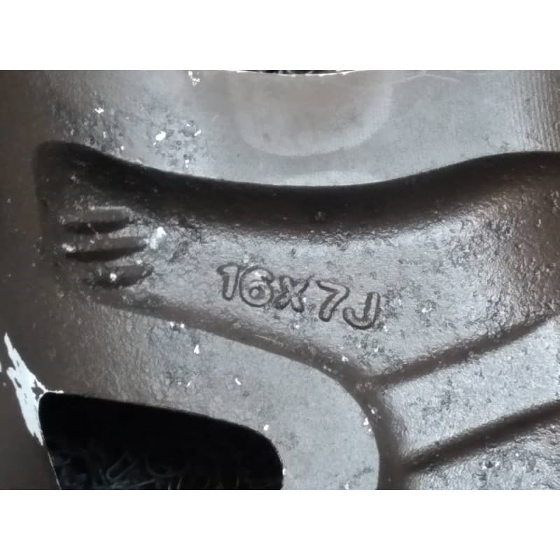 Recambio de llanta para ssangyong rexton 290 referencia OEM IAM 16X7J - Negro 2