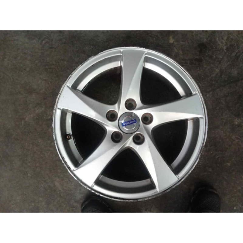Recambio de llanta para volvo v60 kombi momentum referencia OEM IAM 7JX16H2 - Blanco 5
