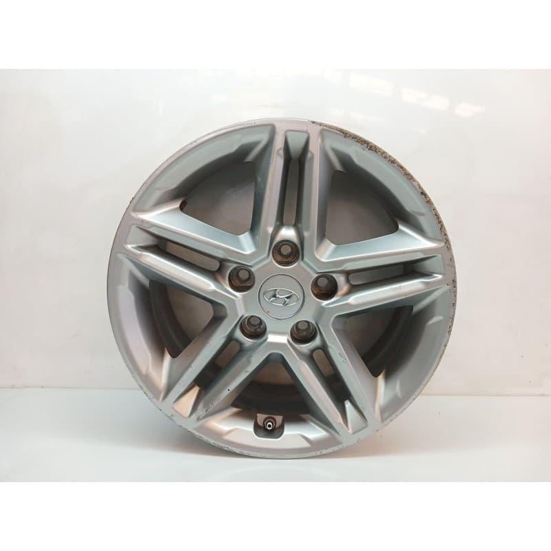 Recambio de llanta para hyundai kona maxx 2wd referencia OEM IAM 52910J9100 - Rojo