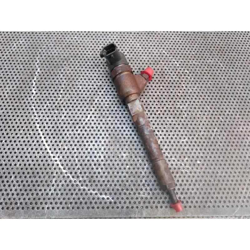 Recambio de inyector para opel corsa c silverline referencia OEM IAM 0445110083 - Gris