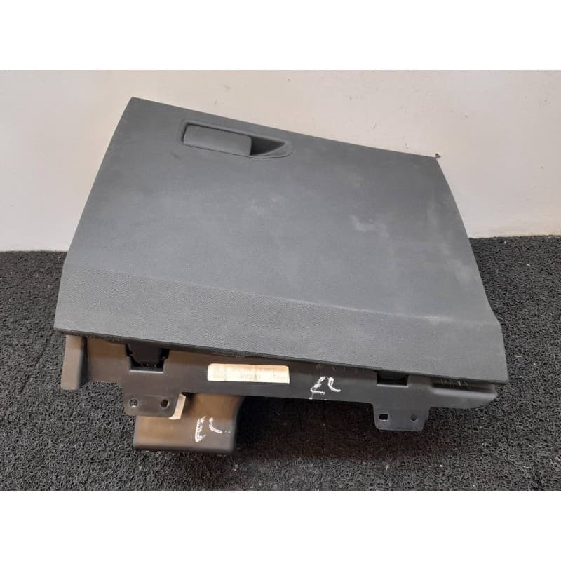 Recambio de guantera para peugeot 3008 allure referencia OEM IAM 1032300218483