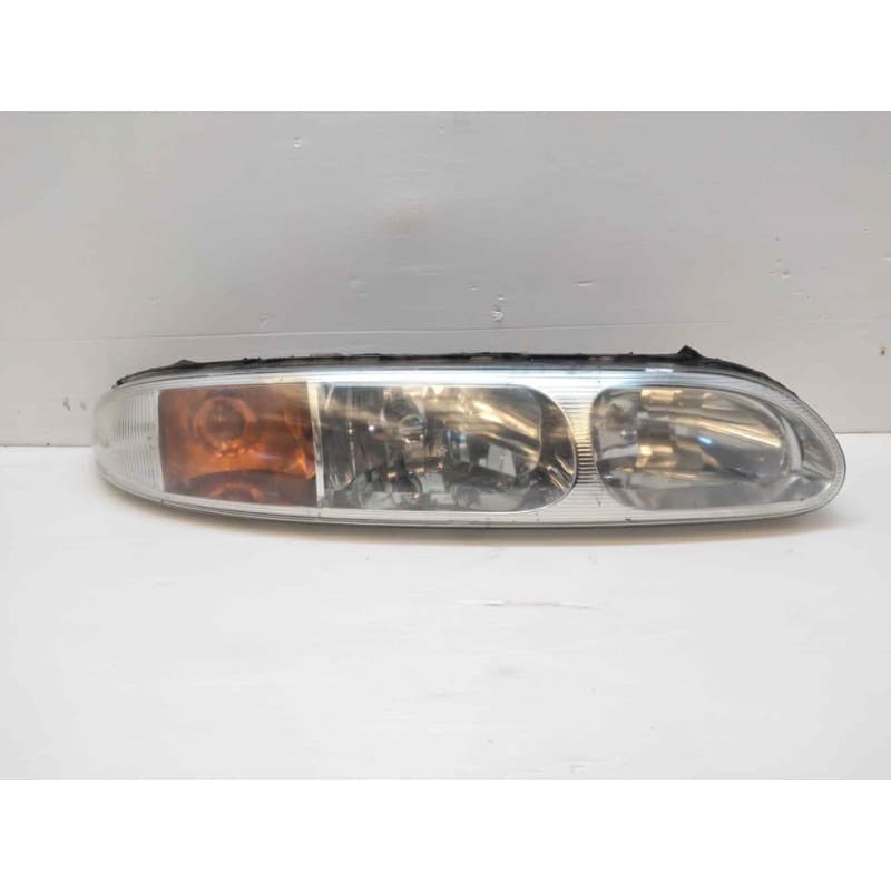 Recambio de faro derecho para chevrolet alero 2.4 ltr piel referencia OEM IAM