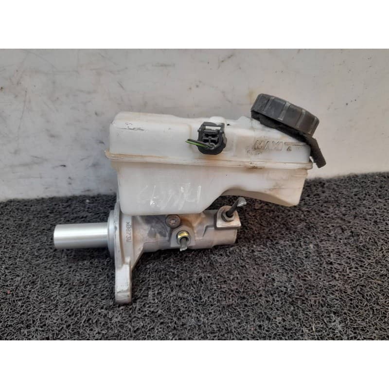 Recambio de bomba freno para dacia lodgy ambiance referencia OEM IAM   ATE - Negro