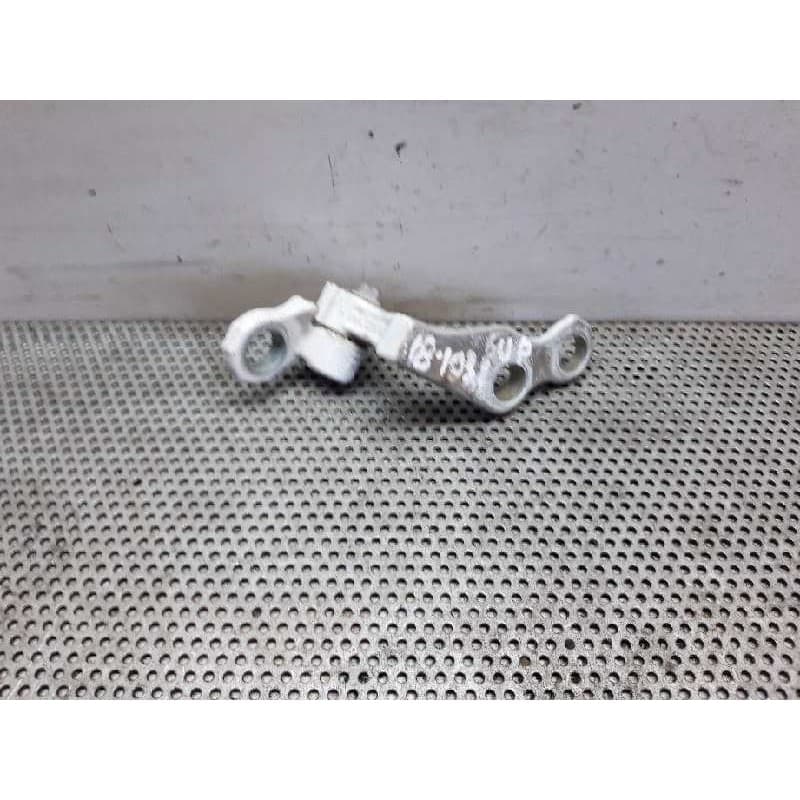 Recambio de bisagra puerta para ford focus lim. (cb4) titanium referencia OEM IAM - Blanco