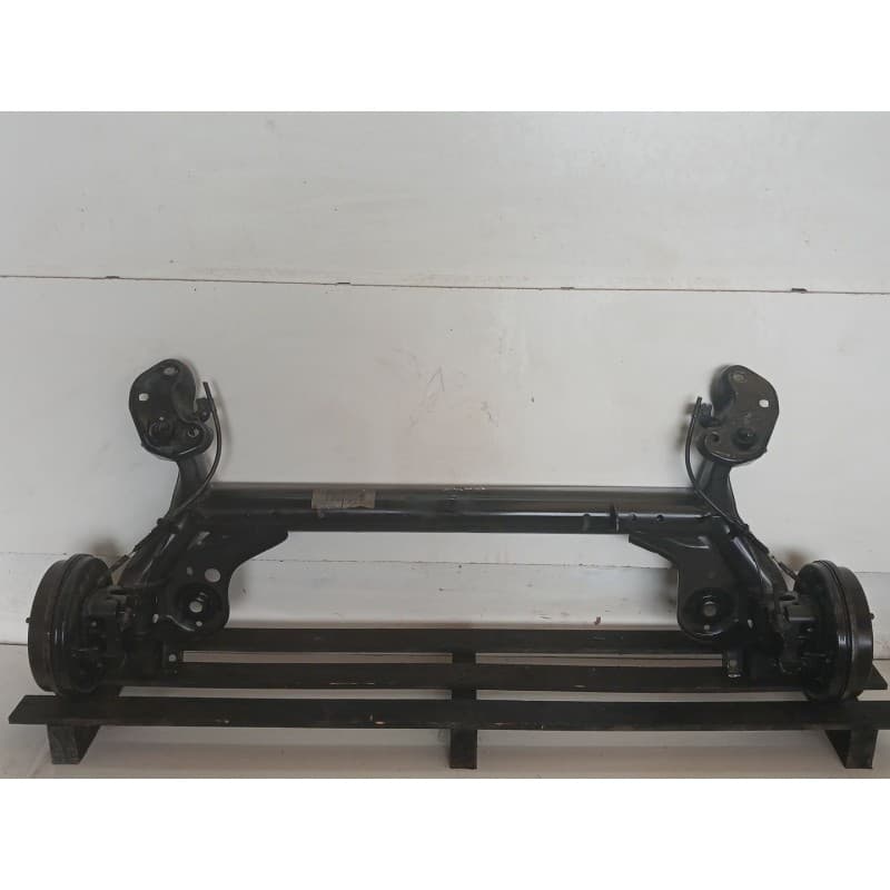 Recambio de puente trasero para ford b-max titanium referencia OEM IAM CS260560 - Blanco
