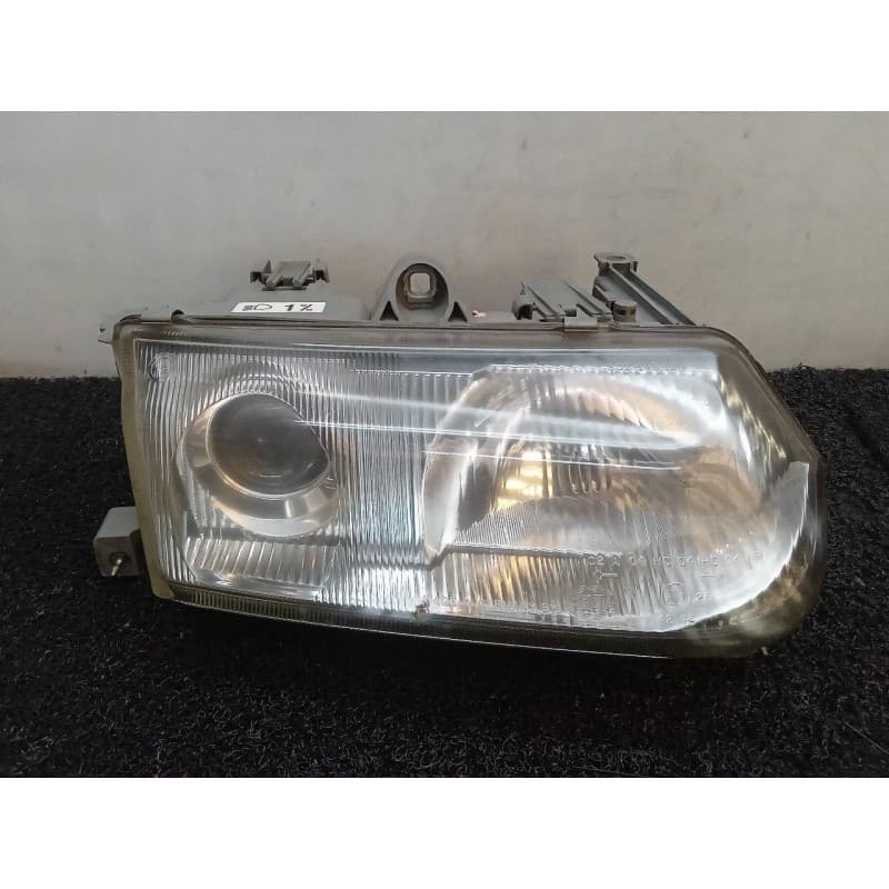 Recambio de faro derecho para alfa romeo 145 1.6 t.spark referencia OEM IAM 2