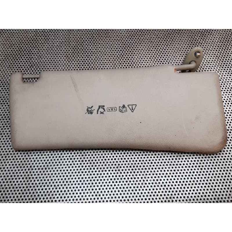 Recambio de parasol izquierdo para mg serie 600 (rh) 620 i referencia OEM IAM - Verde 2