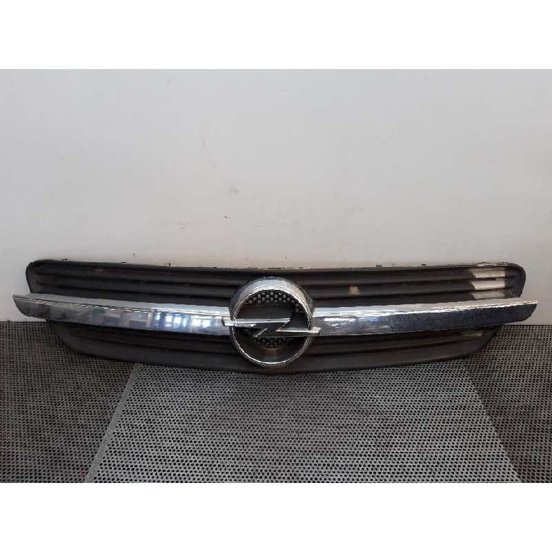 Recambio de rejilla delantera para opel meriva enjoy referencia OEM IAM - Negro